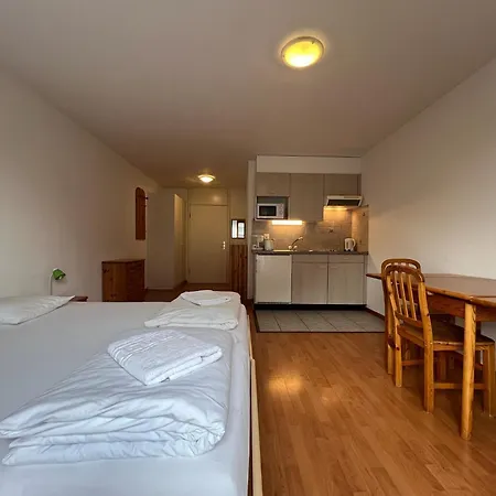 2 Personnes Avec Parking Apartament